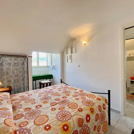 Apartment Holidaycasa Ilary- Loft A Due Passi Dal Mare *